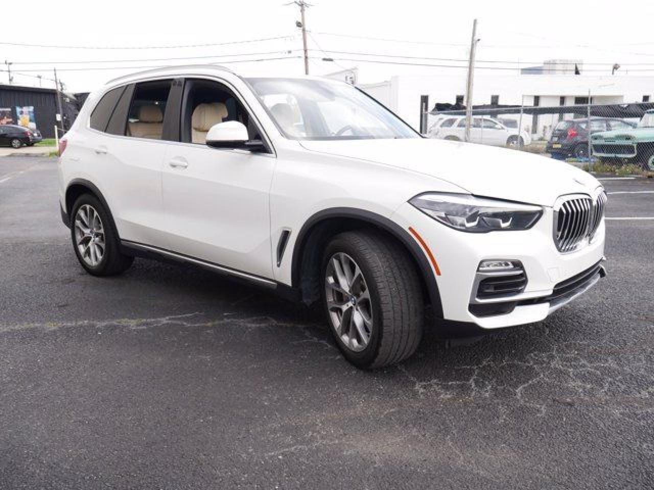 2019 BMW X5 VIN 5UXCR6C57KLL06299 photo 3