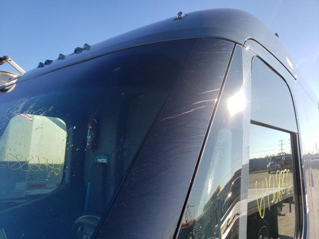 2022 RIVIAN Edv VIN 7FCEHDB71NN000268 photo 10