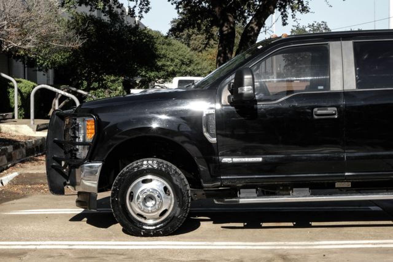 2017 Ford F-350 VIN 1FT8W3DT8HEF35129 photo 10