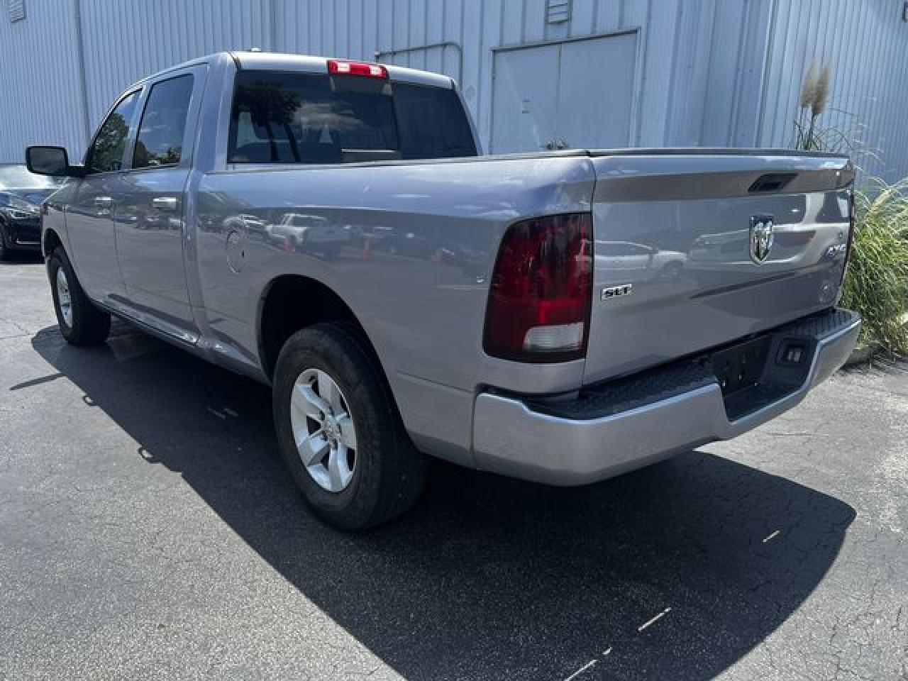 2020 RAM 1500 VIN 1C6RR7TT0LS100997 photo 6