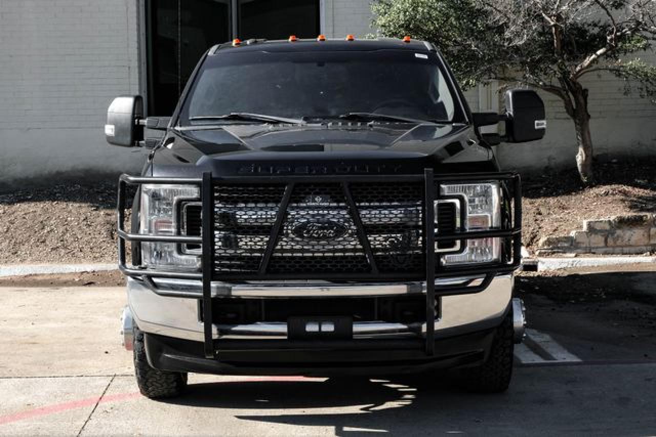 2017 Ford F-350 VIN 1FT8W3DT8HEF35129 photo 3