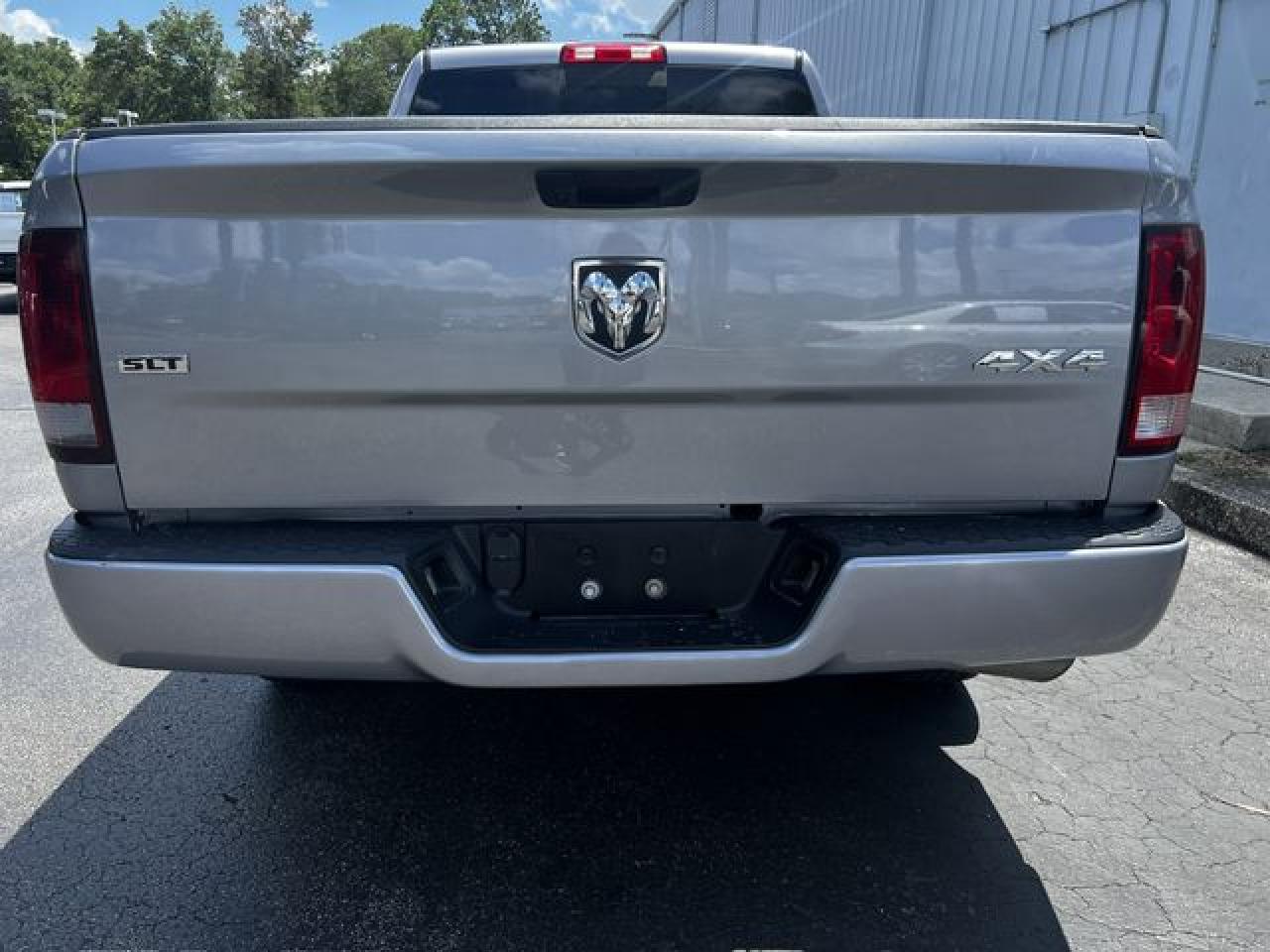 2020 RAM 1500 VIN 1C6RR7TT0LS100997 photo 8