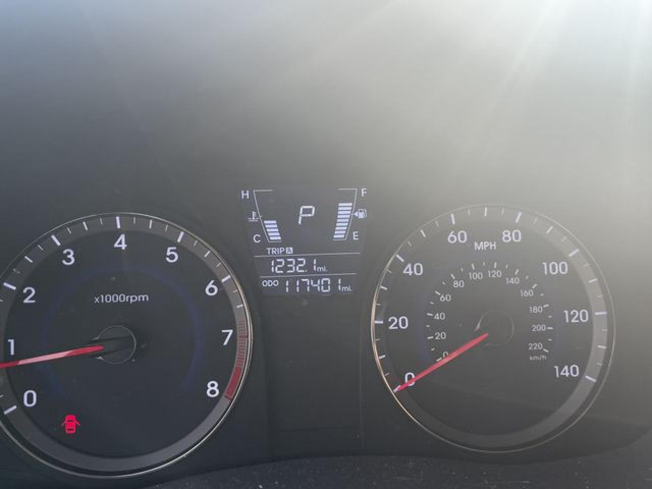 2014 HYUNDAI Accent VIN KMHCT5AE9EU178660 photo 8