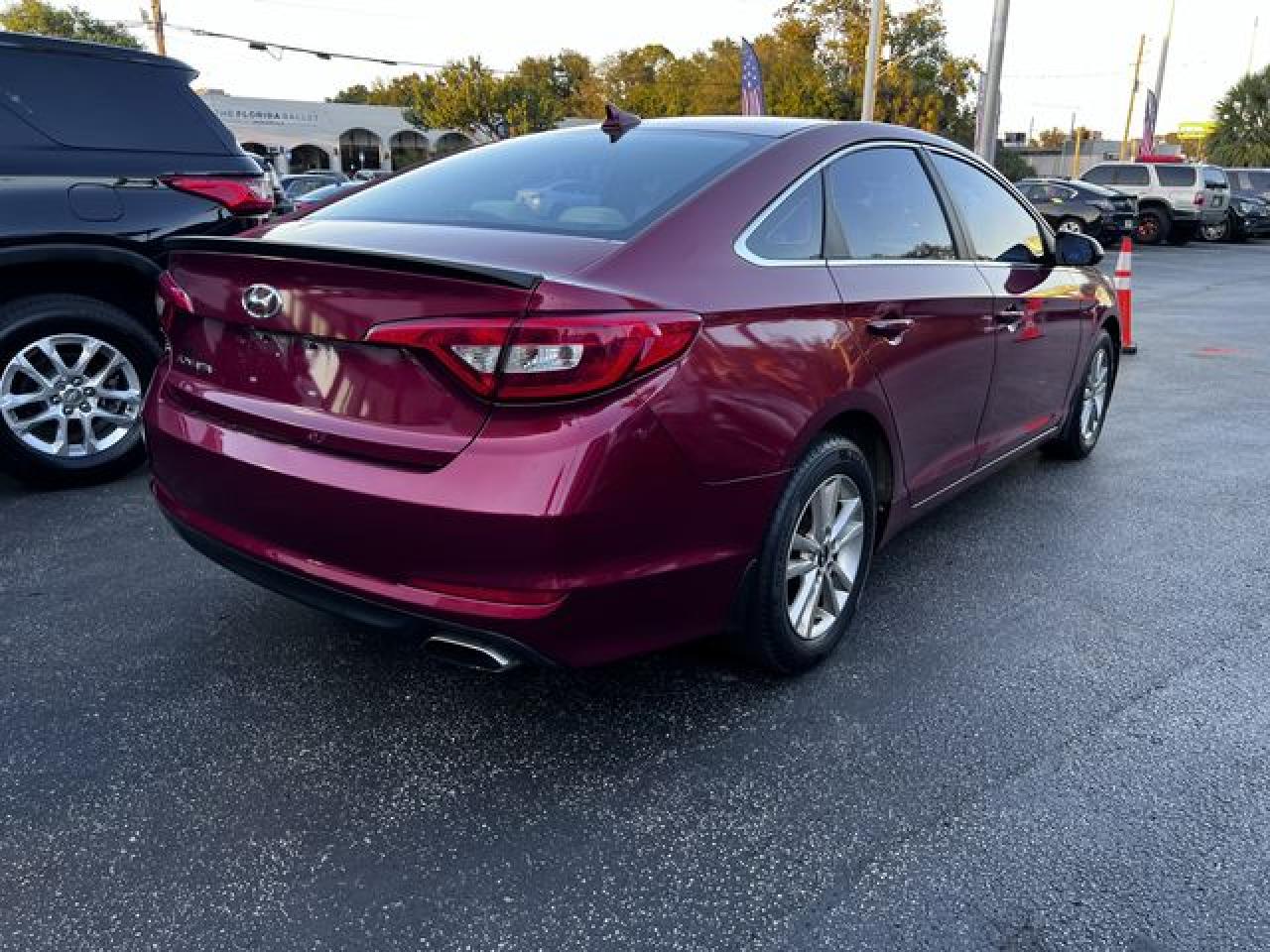 2015 HYUNDAI Sonata VIN 5NPE24AFXFH232742 photo 5