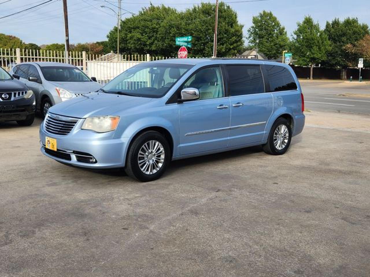 2013 Chrysler Minivan VIN 2C4RC1CG7DR570974 photo 6