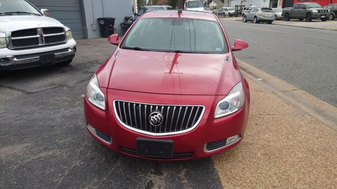 2013 Buick Regal VIN 2G4GT5GV1D9233221 photo 2