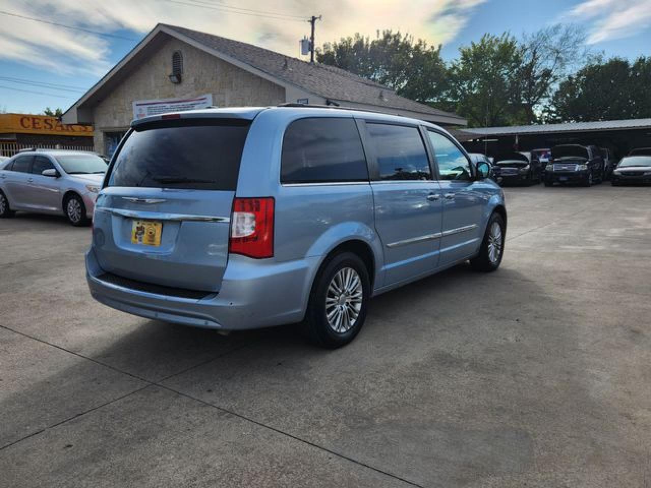 2013 Chrysler Minivan VIN 2C4RC1CG7DR570974 photo 9