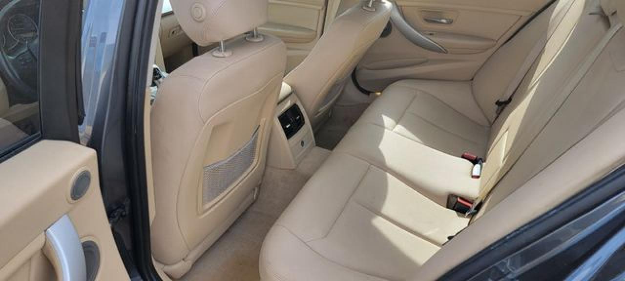 2012 BMW 3 series VIN WBA3A5C52CF343227 photo 11
