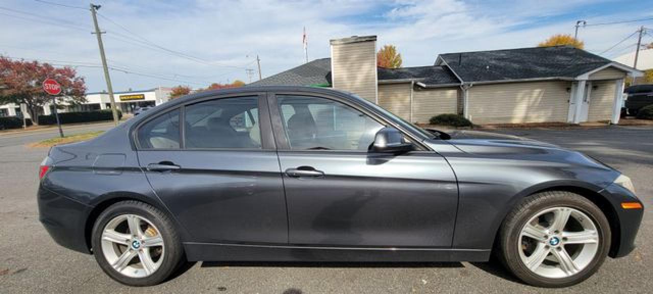 2012 BMW 3 series VIN WBA3A5C52CF343227 photo 5