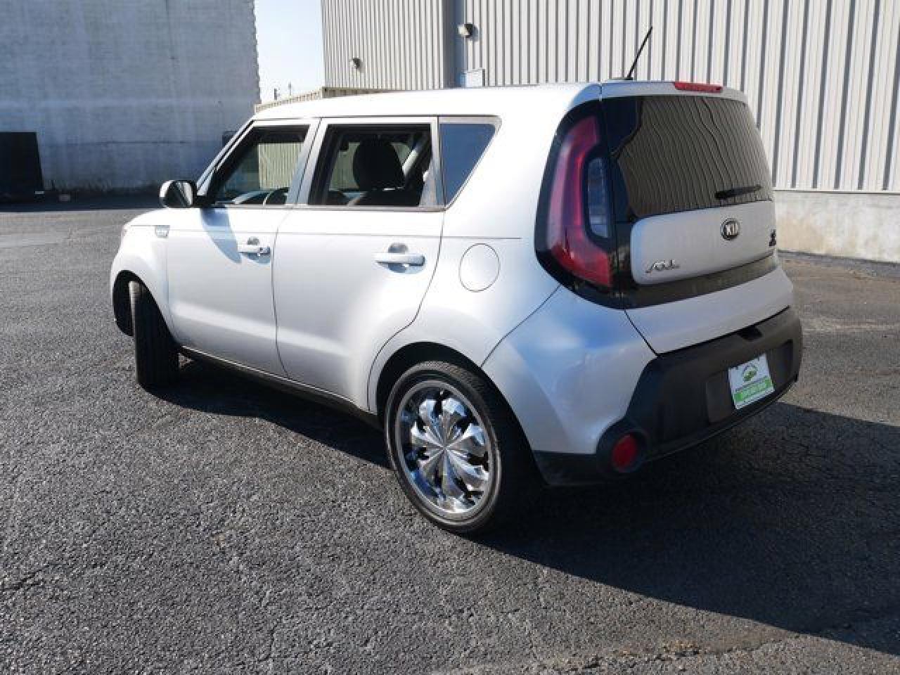 2015 Kia Soul VIN KNDJN2A29F7756203 photo 7