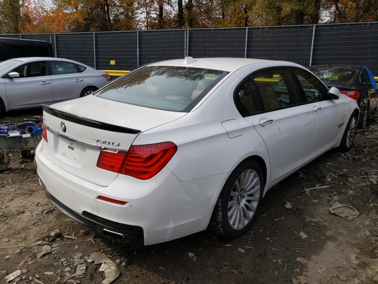 2012 BMW 7 series VIN WBAKC8C50CC437714 photo 4