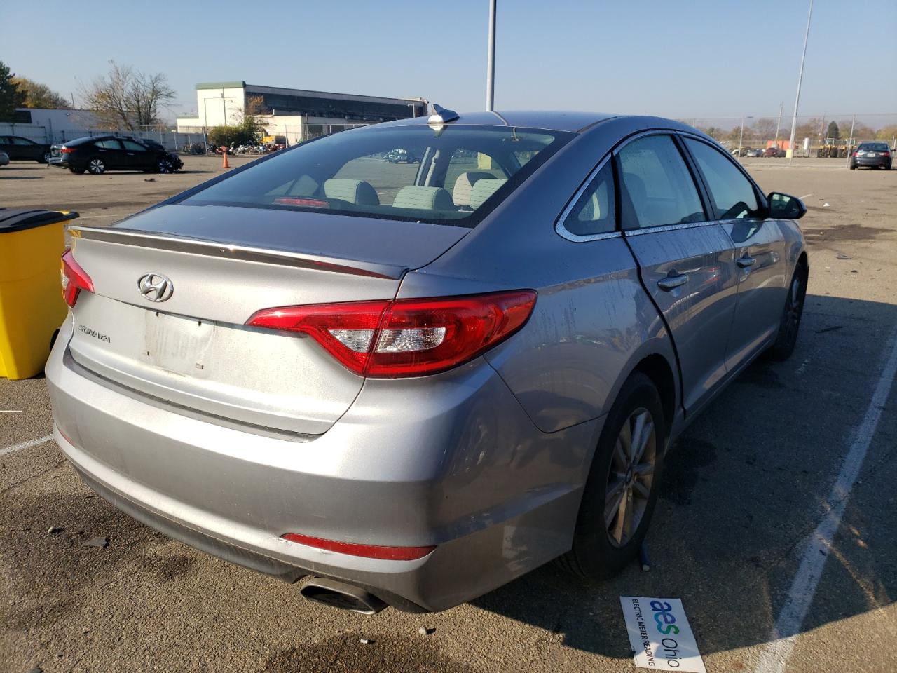 2015 HYUNDAI Sonata VIN 5NPE24AF0FH098243 photo 4