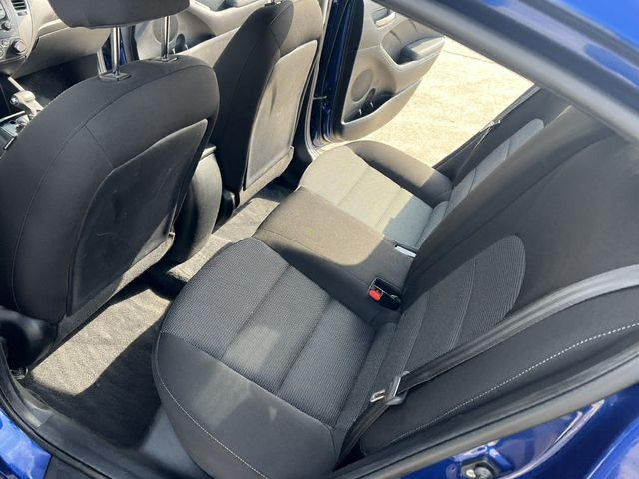 2018 Kia Forte VIN 3KPFK4A71JE180072 photo 7