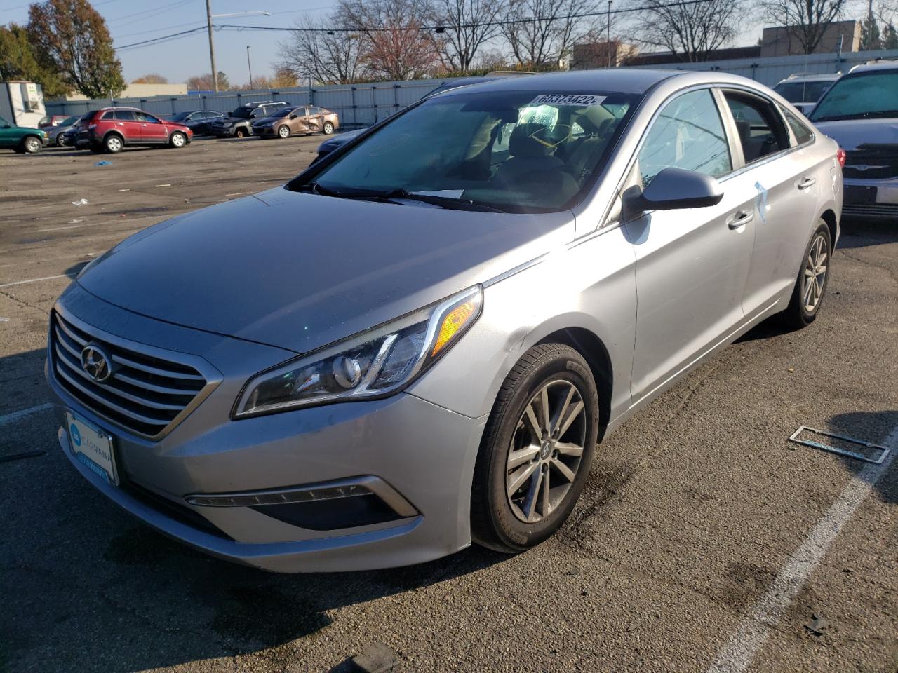 2015 HYUNDAI Sonata VIN 5NPE24AF0FH098243 photo 2