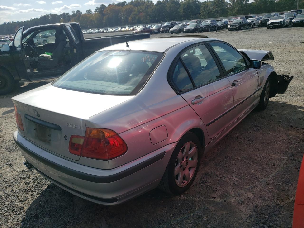 1999 BMW 3er VIN WBAAM3330XFP54620 photo 4