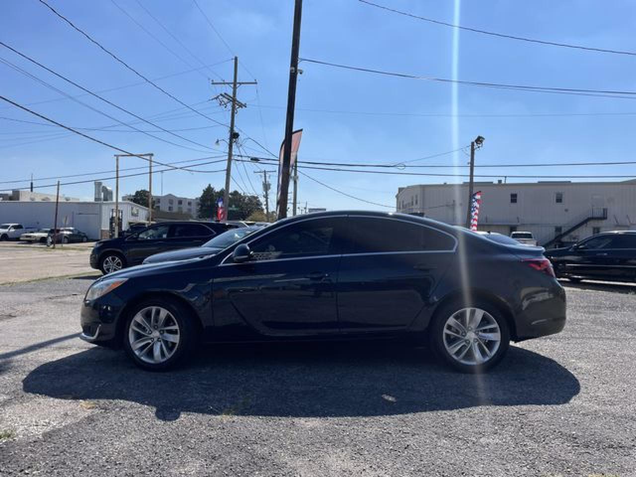 2017 Buick Regal VIN 2G4GK5EKXH9162215 photo 4