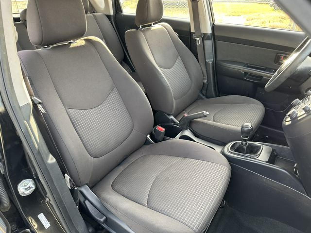 2012 Kia Soul VIN KNDJT2A56C7744828 photo 8