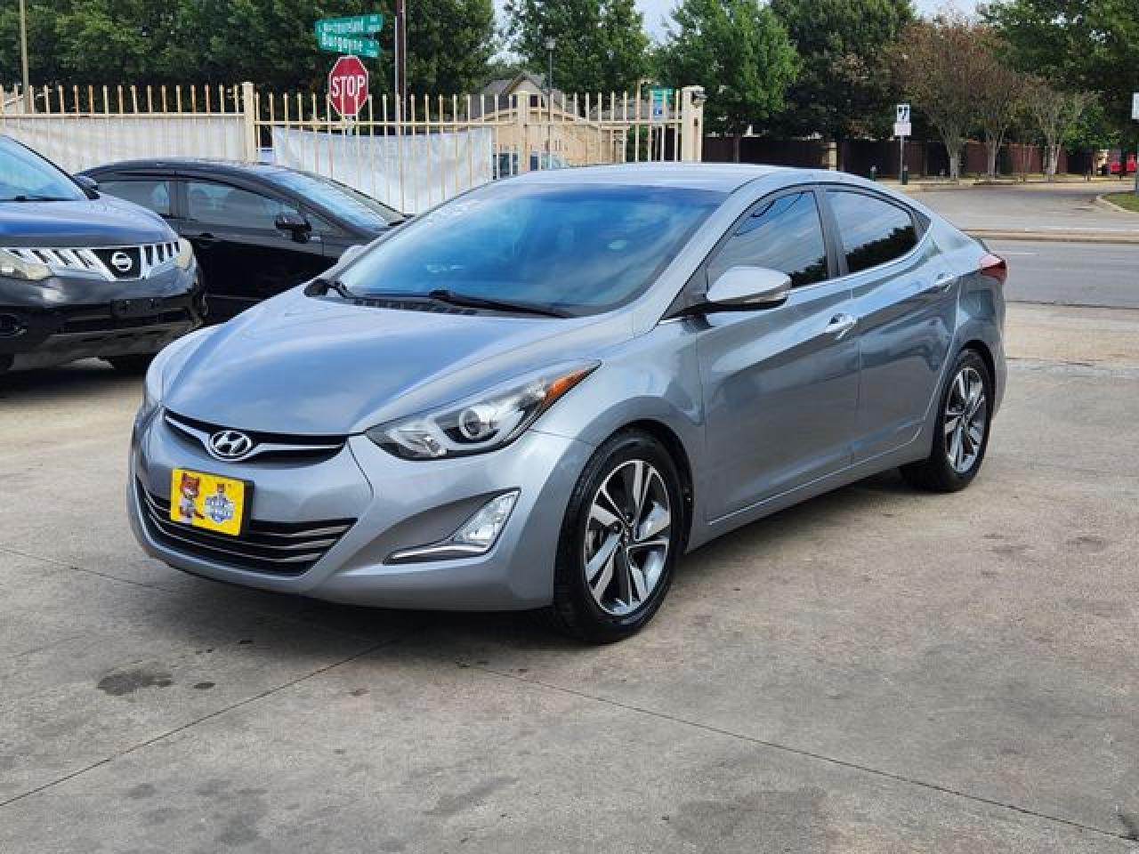 2015 Hyundai Elantra VIN KMHDH4AE9FU328171 photo 2