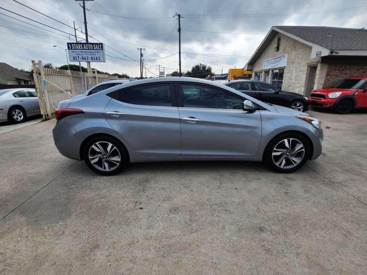 2015 Hyundai Elantra VIN KMHDH4AE9FU328171 photo 8