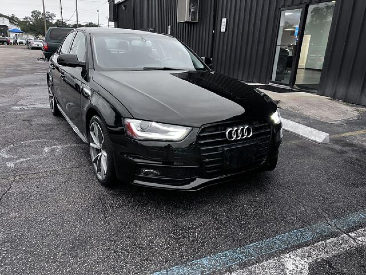 2016 AUDI A4 VIN WAUAFAFL2GN012316 photo 2