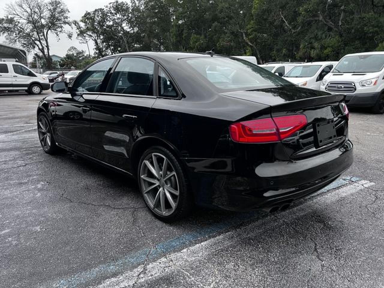 2016 AUDI A4 VIN WAUAFAFL2GN012316 photo 9
