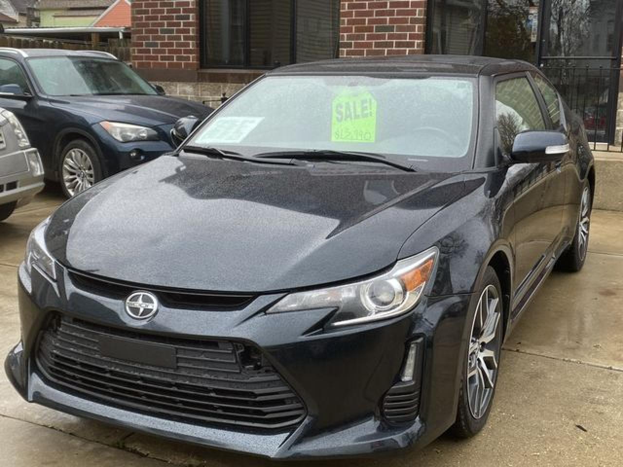 2015 Toyota Scion VIN JTKJF5C79FJ010742 photo 2