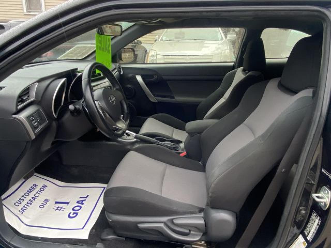 2015 Toyota Scion VIN JTKJF5C79FJ010742 photo 6