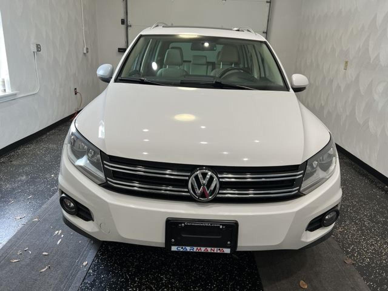 2013 Volkswagen Tiguan VIN WVGBV3AX9DW066634 photo 2
