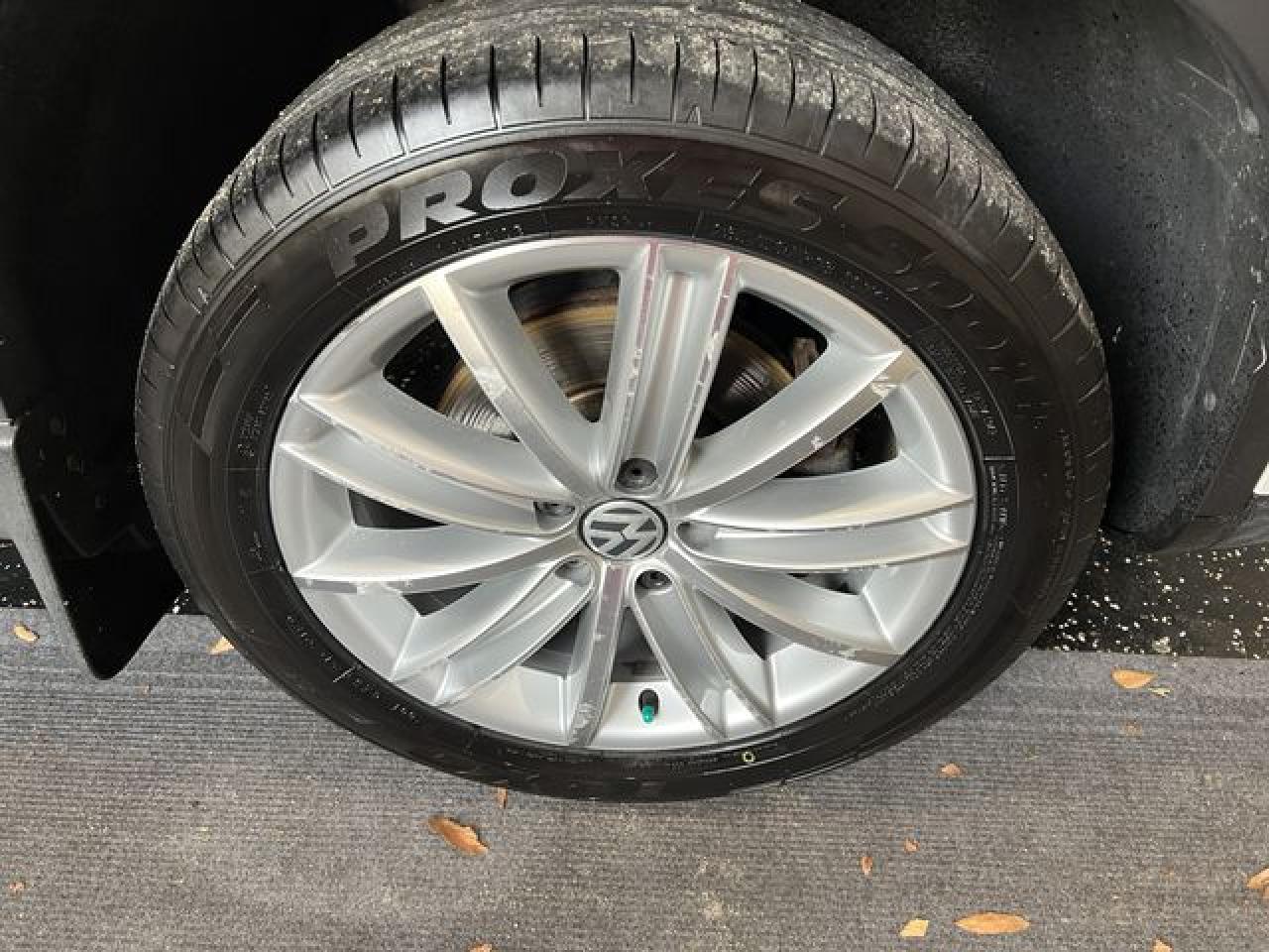 2013 Volkswagen Tiguan VIN WVGBV3AX9DW066634 photo 4