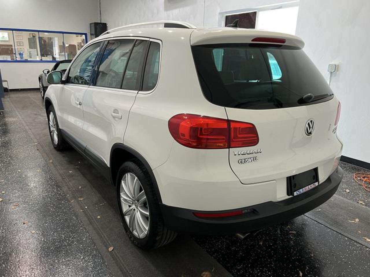 2013 Volkswagen Tiguan VIN WVGBV3AX9DW066634 photo 8