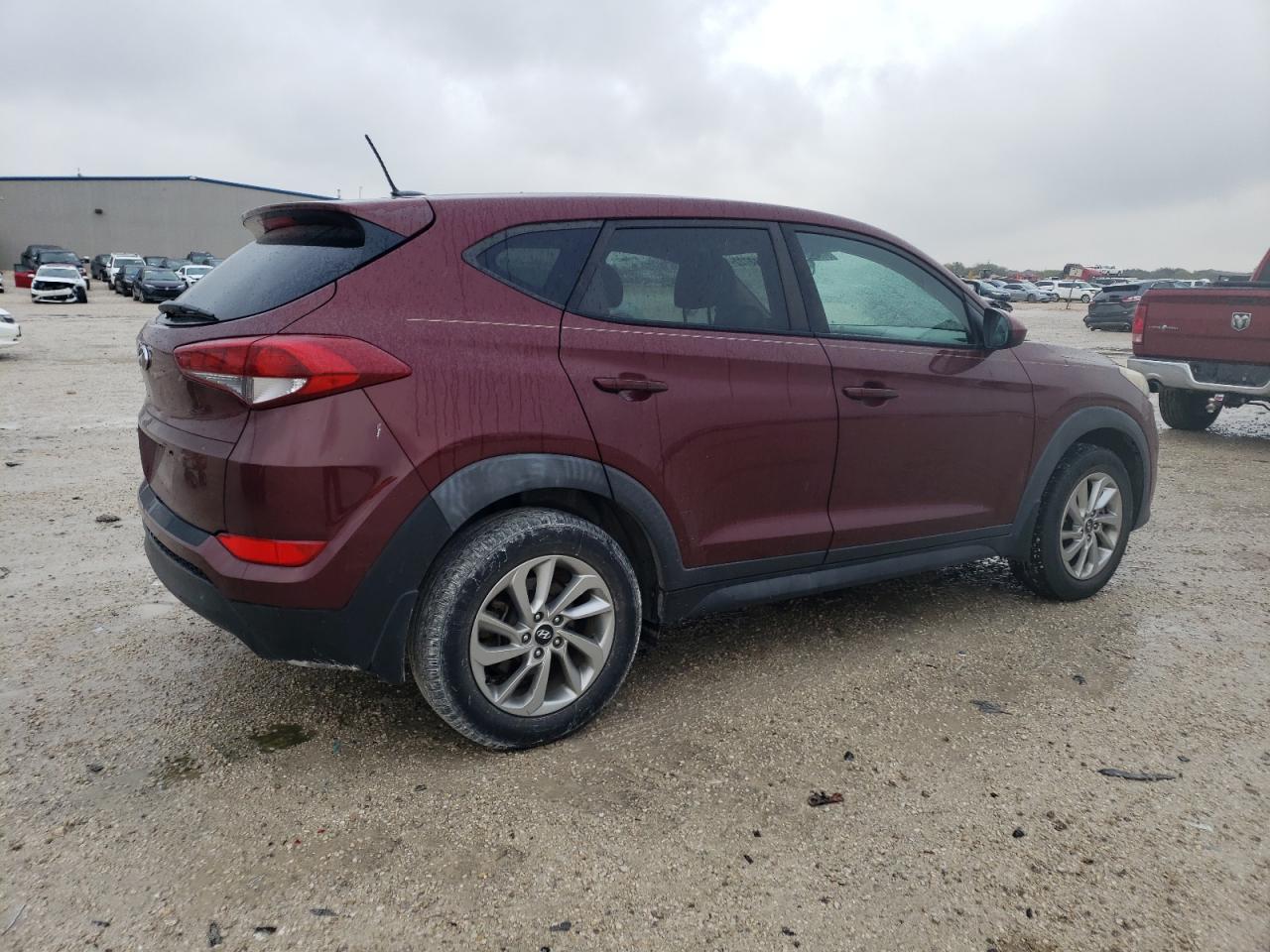 2016 Hyundai Tucson VIN KM8J23A40GU216723 photo 3