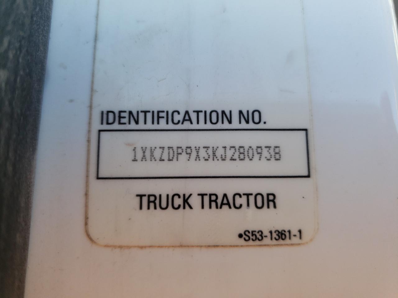 2019 KENWORTH All other VIN 1XKZDP9X3KJ280938 photo 10