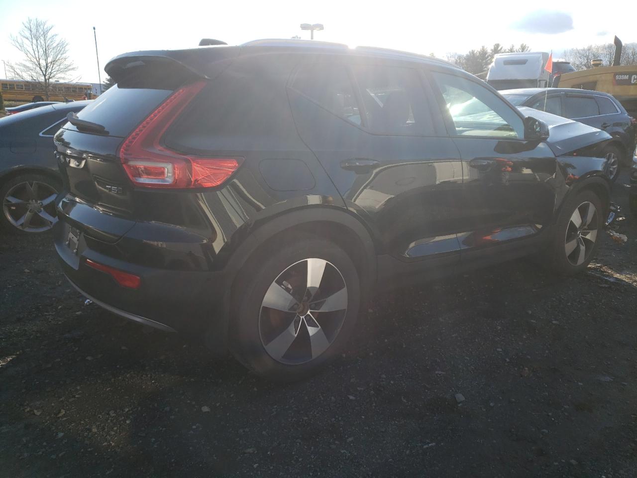 2019 VOLVO Xc40 VIN YV4162XZ9K2007925 photo 3