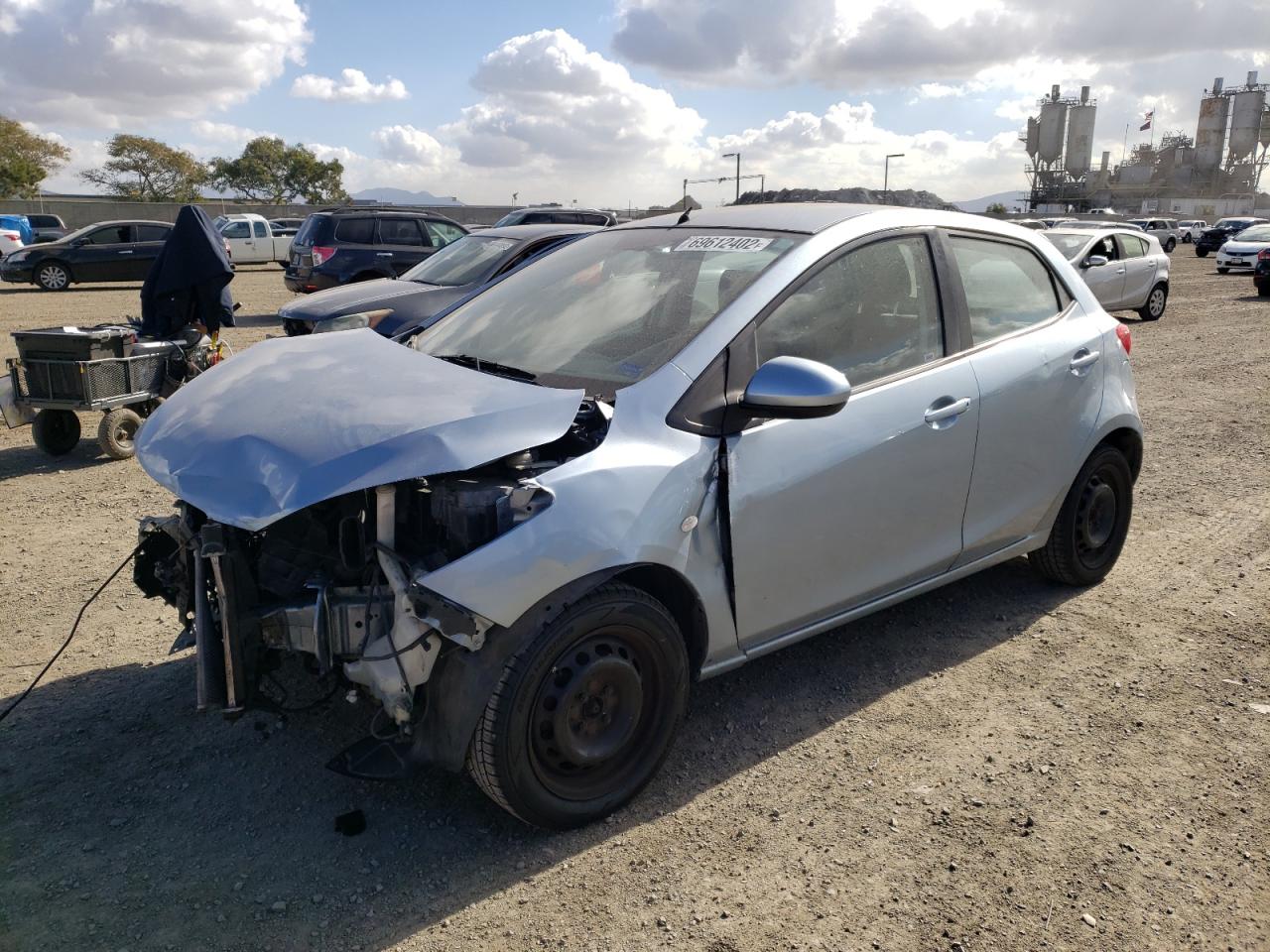 2013 Mazda 2 VIN JM1DE1KY0D0154645 photo 1