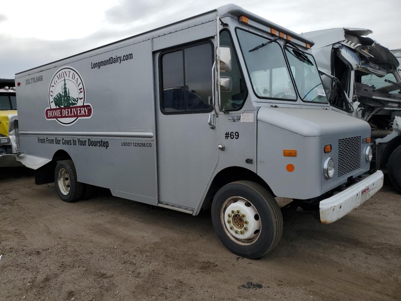 2009 WORKHORSE All models VIN 5B4KPD28093437304 photo 4