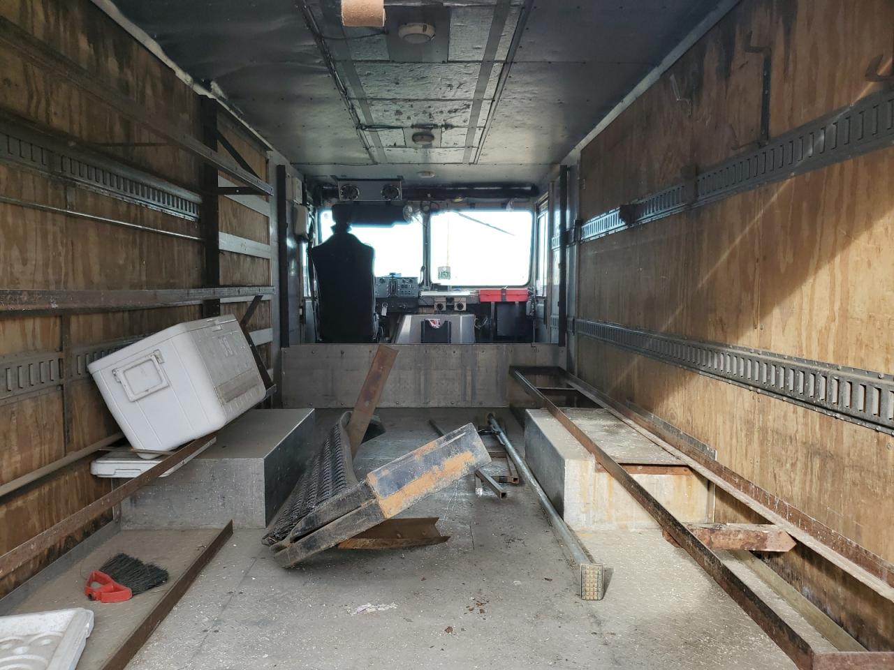2009 WORKHORSE All models VIN 5B4KPD28093437304 photo 11