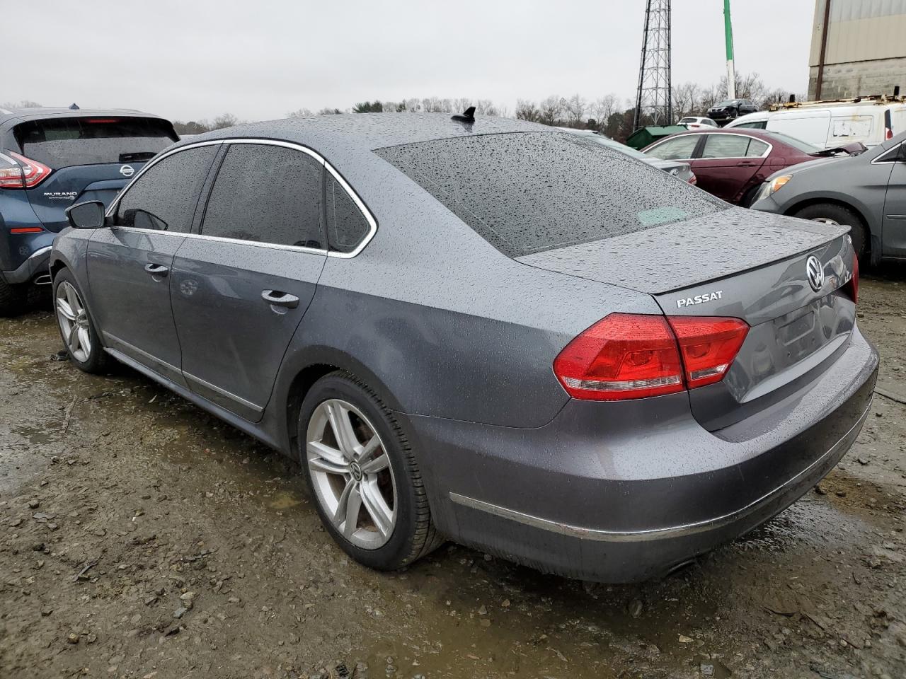 2014 VOLKSWAGEN Passat VIN 1VWCT7A31EC114498 photo 2