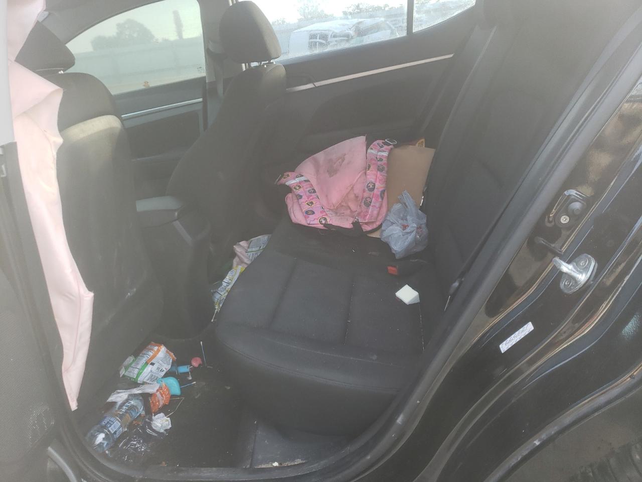 2019 HYUNDAI Elantra VIN KMHD84LF0KU779411 photo 10