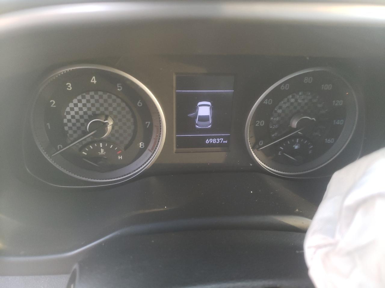 2019 HYUNDAI Elantra VIN KMHD84LF0KU779411 photo 9
