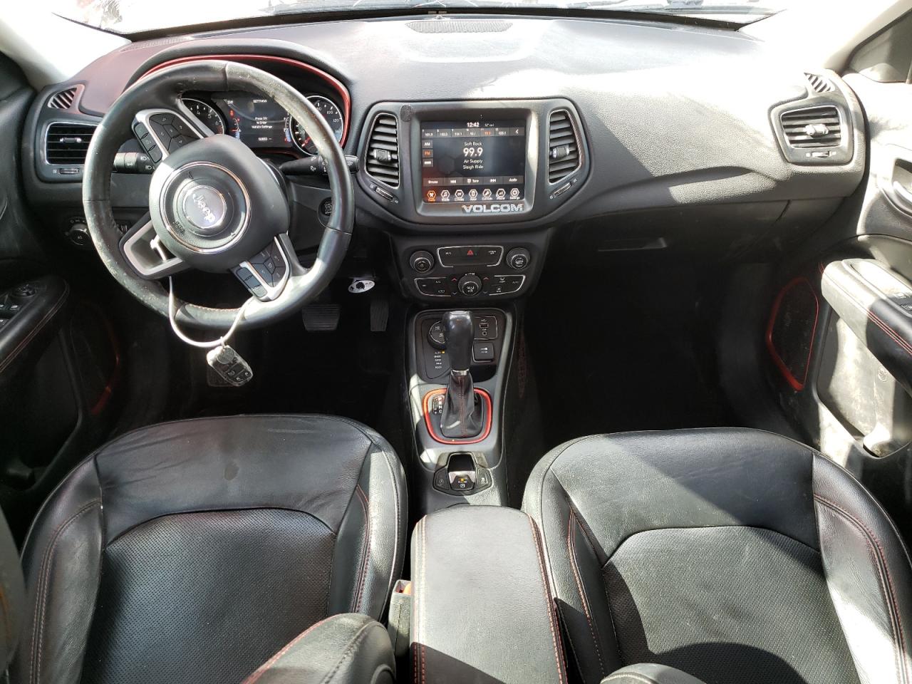 2018 JEEP Compass VIN 3C4NJDDB7JT207477 photo 8