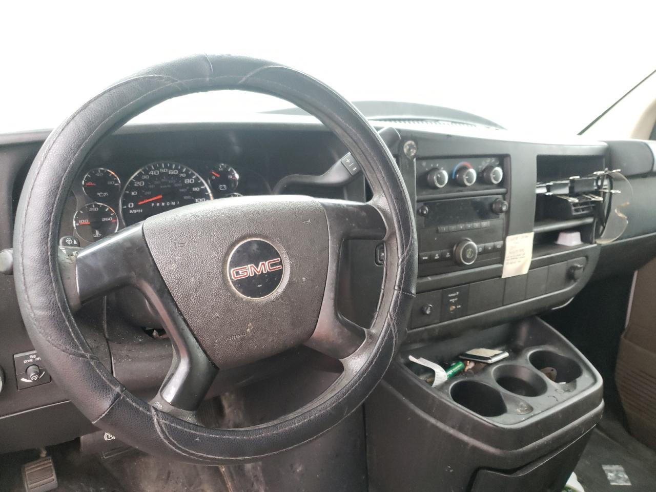 2014 GMC Savana VIN 1GTW7FCAXE1103179 photo 8