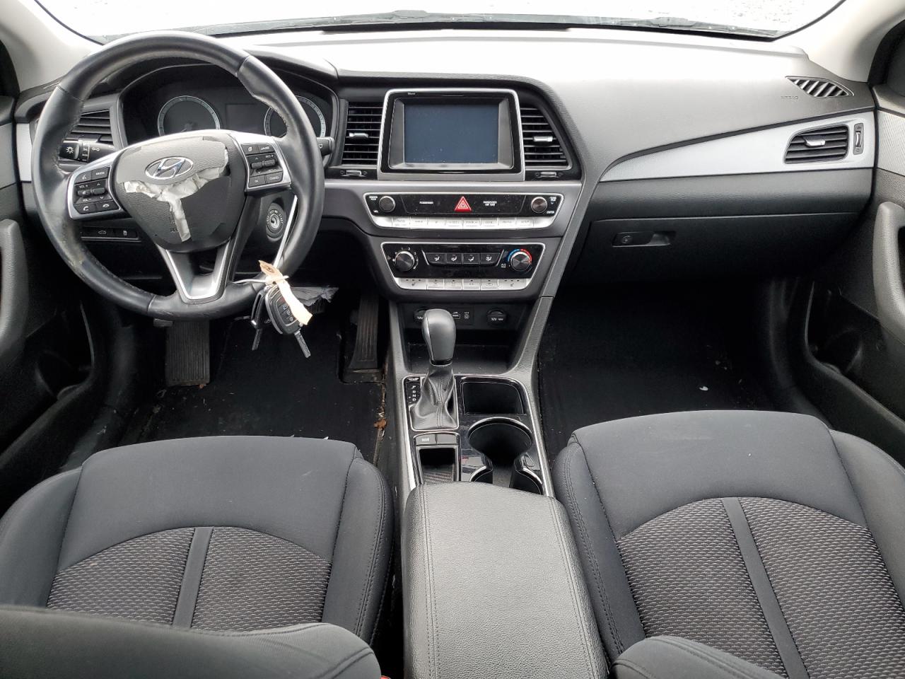 2018 HYUNDAI Sonata VIN 5NPE24AF5JH711384 photo 8