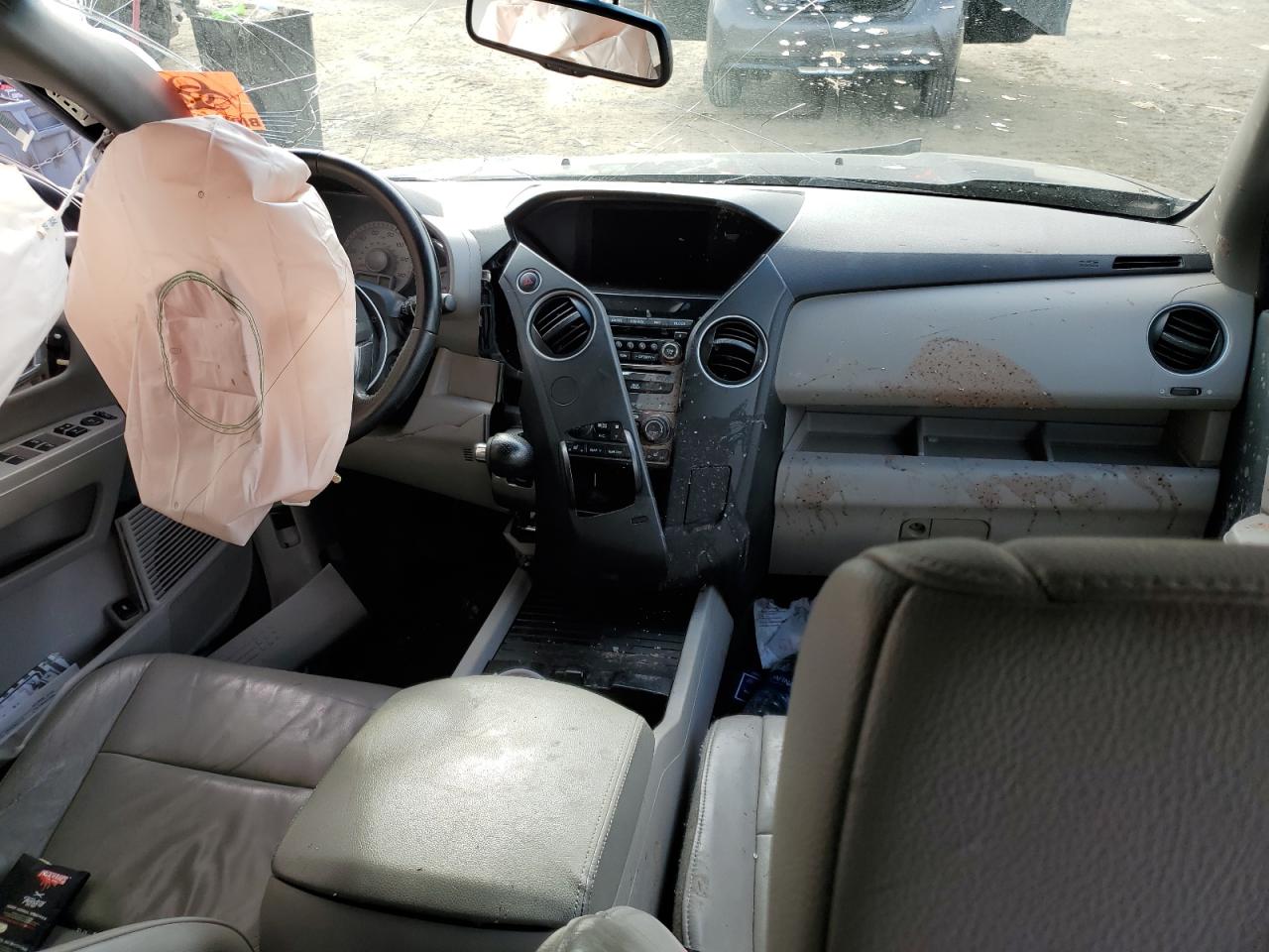2012 Honda Pilot VIN 5FNYF3H65CB020746 photo 8