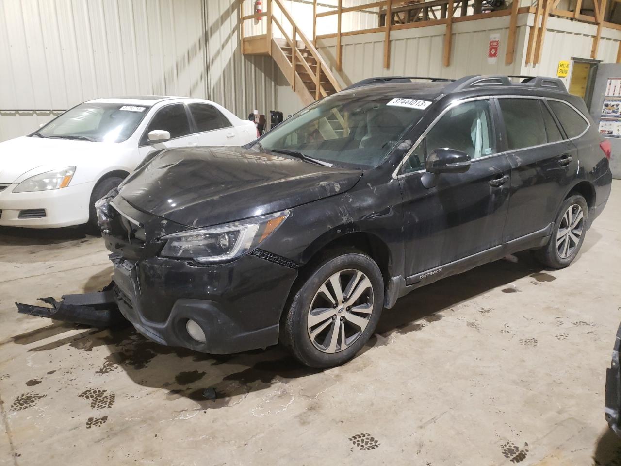 2019 Subaru Outback VIN 4S4BSDNC8K3213207 photo 1