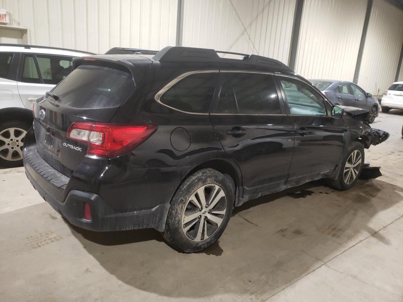 2019 Subaru Outback VIN 4S4BSDNC8K3213207 photo 3