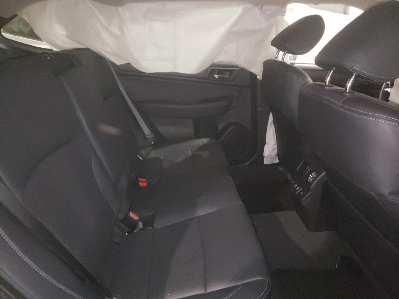 2019 Subaru Outback VIN 4S4BSDNC8K3213207 photo 11