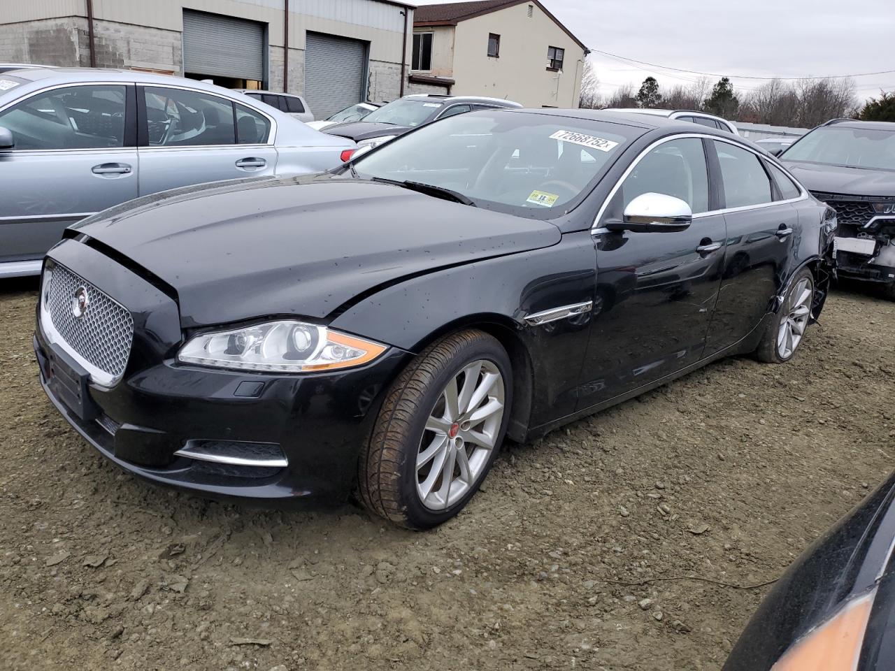 2015 JAGUAR Xj VIN SAJWJ1CD7F8V75252 photo 1