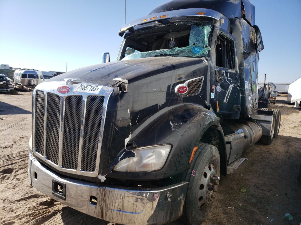 2017 PETERBILT 579 VIN 1XPBDP9X7HD418919 photo 9