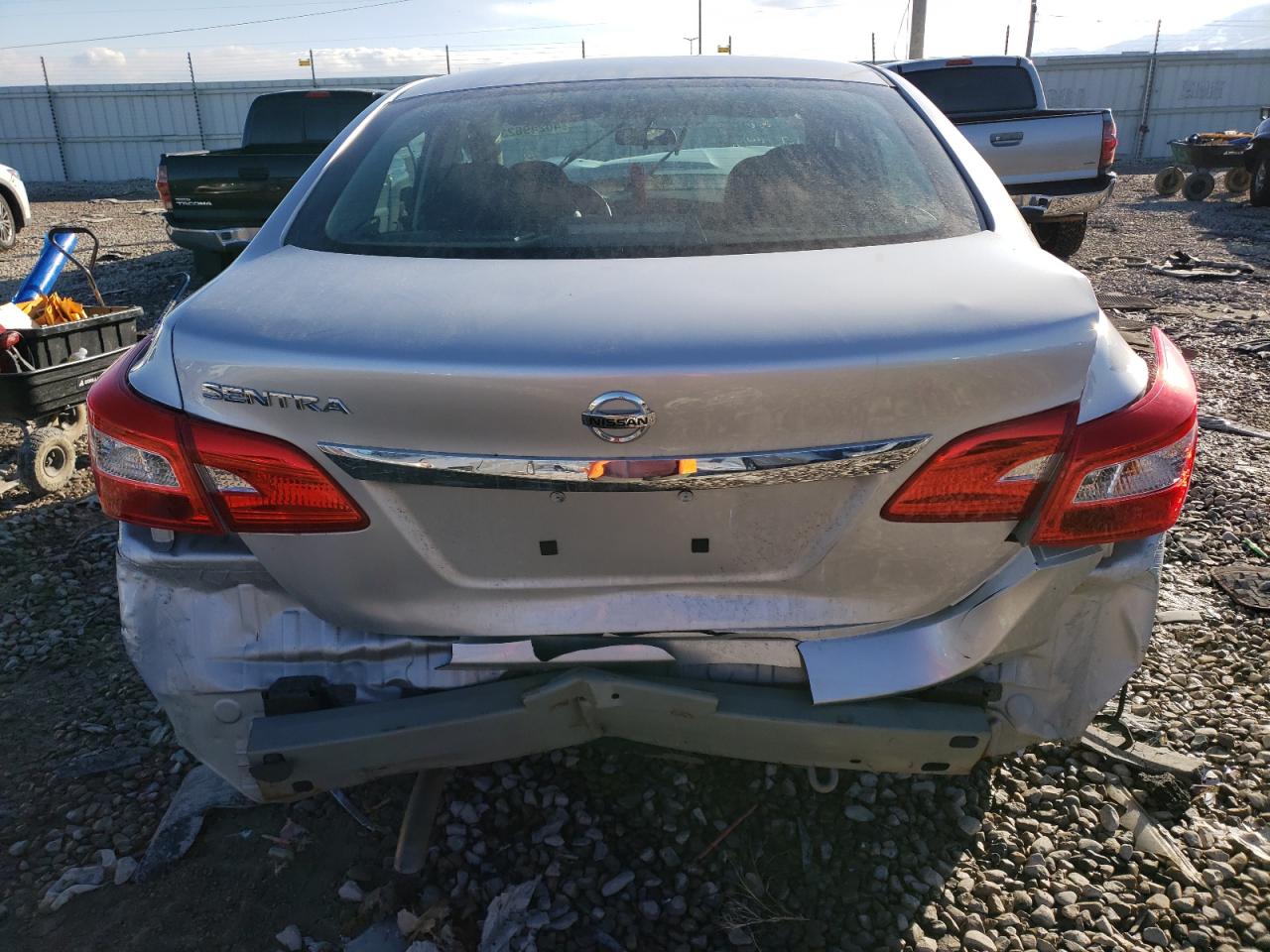2017 NISSAN Sentra VIN 3N1AB7AP4HY409674 photo 6