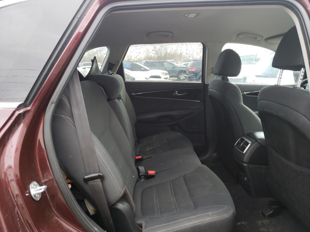 2020 KIA Sorento VIN 5XYPGDA58LG692521 photo 11